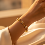 Load image into Gallery viewer, gold plating Floral Pearl Bracelet | Women's Elegant Jewelry Gift