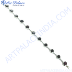 Load image into Gallery viewer, 925 sterling silver chain bracelet with round black stones, elegant design