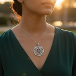 将图像加载到图库查看器中, 925 Silver Pentagram Pendant with Green Gemstone | Women's Necklace