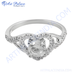 Load image into Gallery viewer, 925 sterling silver heart ring with sparkling cubic zirconia stones, perfect for women's fashion jewelry.