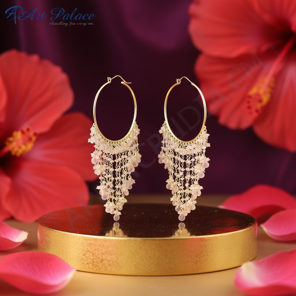 金色圆环耳环，饰以粉色宝石吊坠 | 女士珠宝