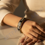 将图像加载到图库查看器中， 镶嵌宝石的黄金手镯 | 女士奢华珠宝
