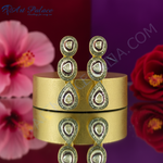 Load image into Gallery viewer, Pendientes de lágrima de oro con diamantes para mujer | Joyería fina
