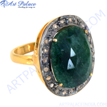 将图像加载到图库查看器中， gold plating ring with a large emerald gemstone and a diamond halo. Green stone with gold plating band.
