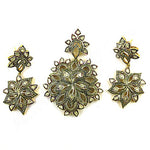 Load image into Gallery viewer, Floral Diamond Pendant Set | Antique gold plating Finish Jewelry

