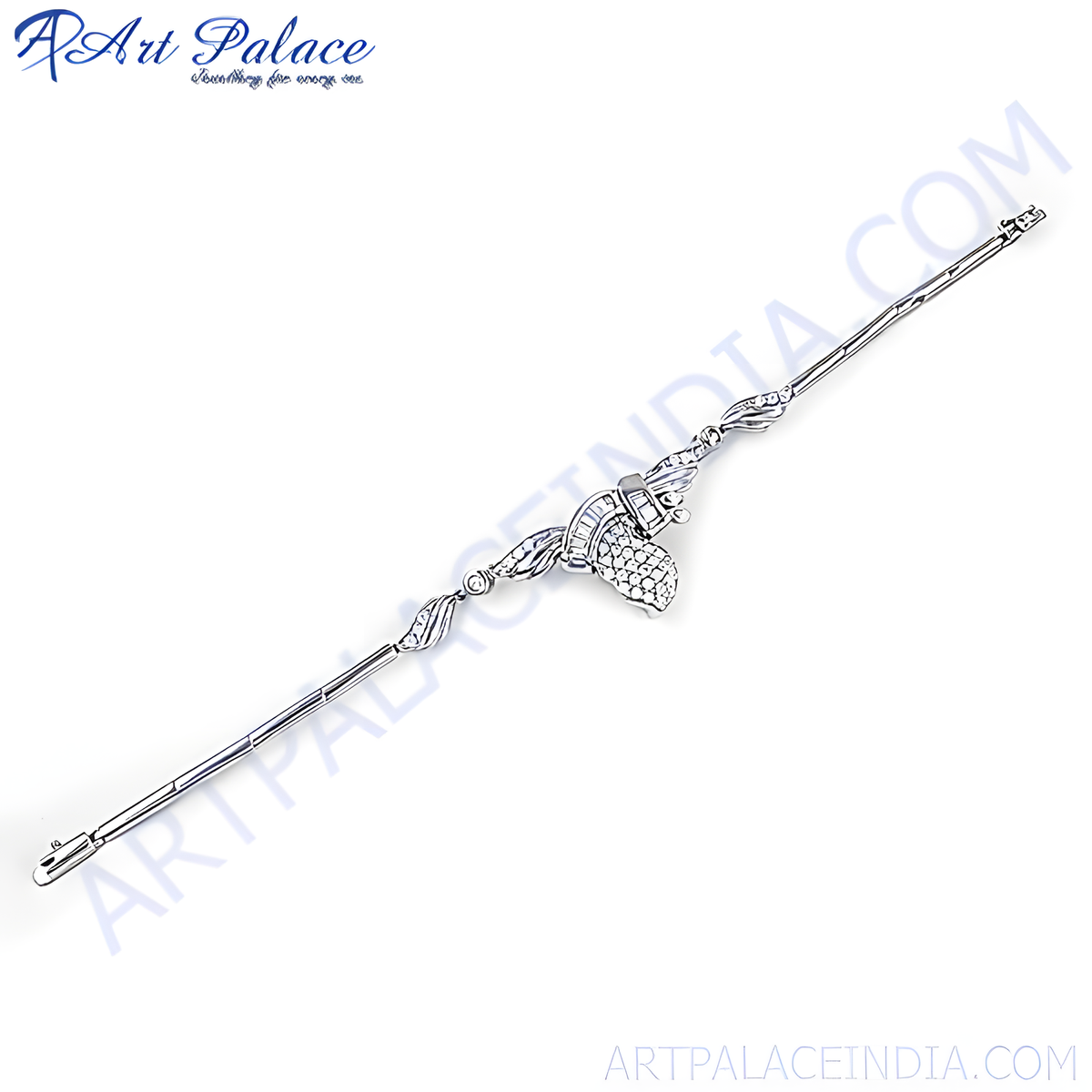 Elegant silver diamond necklace, perfect for a luxurious gift or special occasion