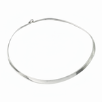 Load image into Gallery viewer, Silver Collar Necklace for Women | Minimalist Jewelry Gift
