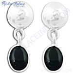 Load image into Gallery viewer, 925 sterling silver drop earrings with black onyx gemstone. Elegant and sophisticated design for women.
