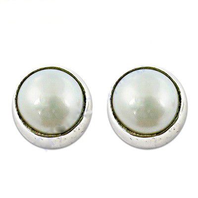 Pearl stud earrings in silver | classic women's jewelry gift