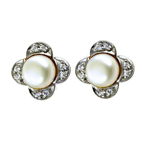 Pearl & diamond stud earrings | clover design | art palace