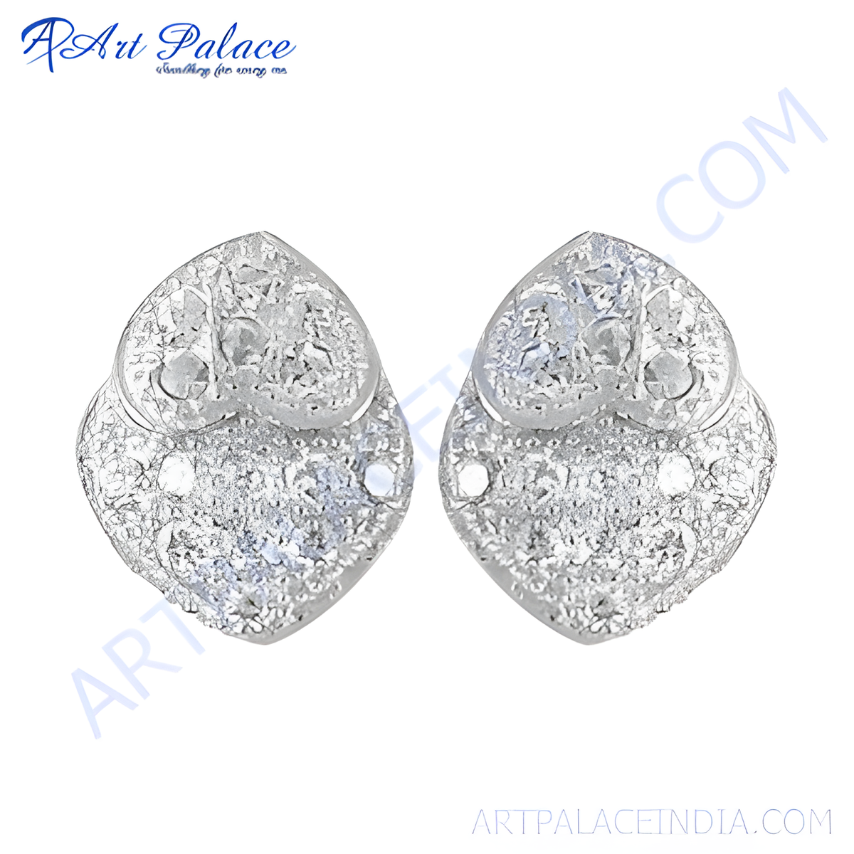 Silver stud earrings with sparkling crystals for women, a beautiful and elegant accessory