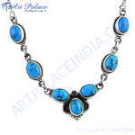 Load image into Gallery viewer, 925 sterling silver necklace with oval-shaped turquoise gemstones in a unique design.
