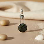 将图像加载到图库查看器中， 925 Silver Pendant Necklace with Round Green Stone | Gift for Her
