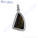 Load image into Gallery viewer, Sterling silver pendant featuring a triangular tiger&#39;s eye gemstone with gold plating and brown hues
