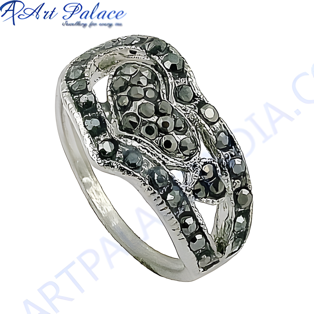 925 sterling silver ring with black gemstones. Fashionable cocktail ring design.