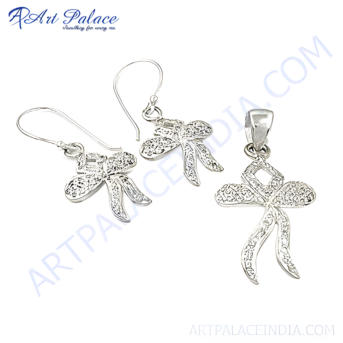 925 sterling silver bow earrings and pendant set with detailed design