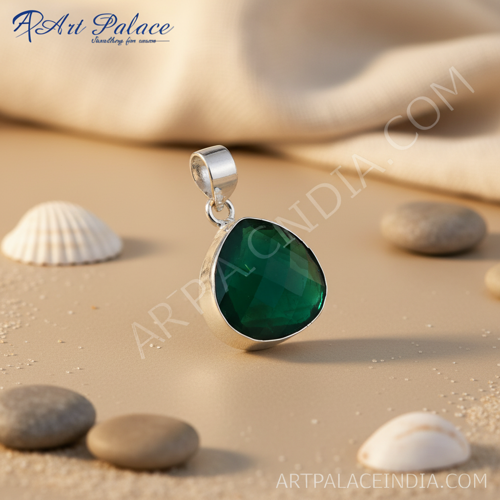 925 silver pendant with faceted green onyx gemstone, perfect for women, stylish and elegant.