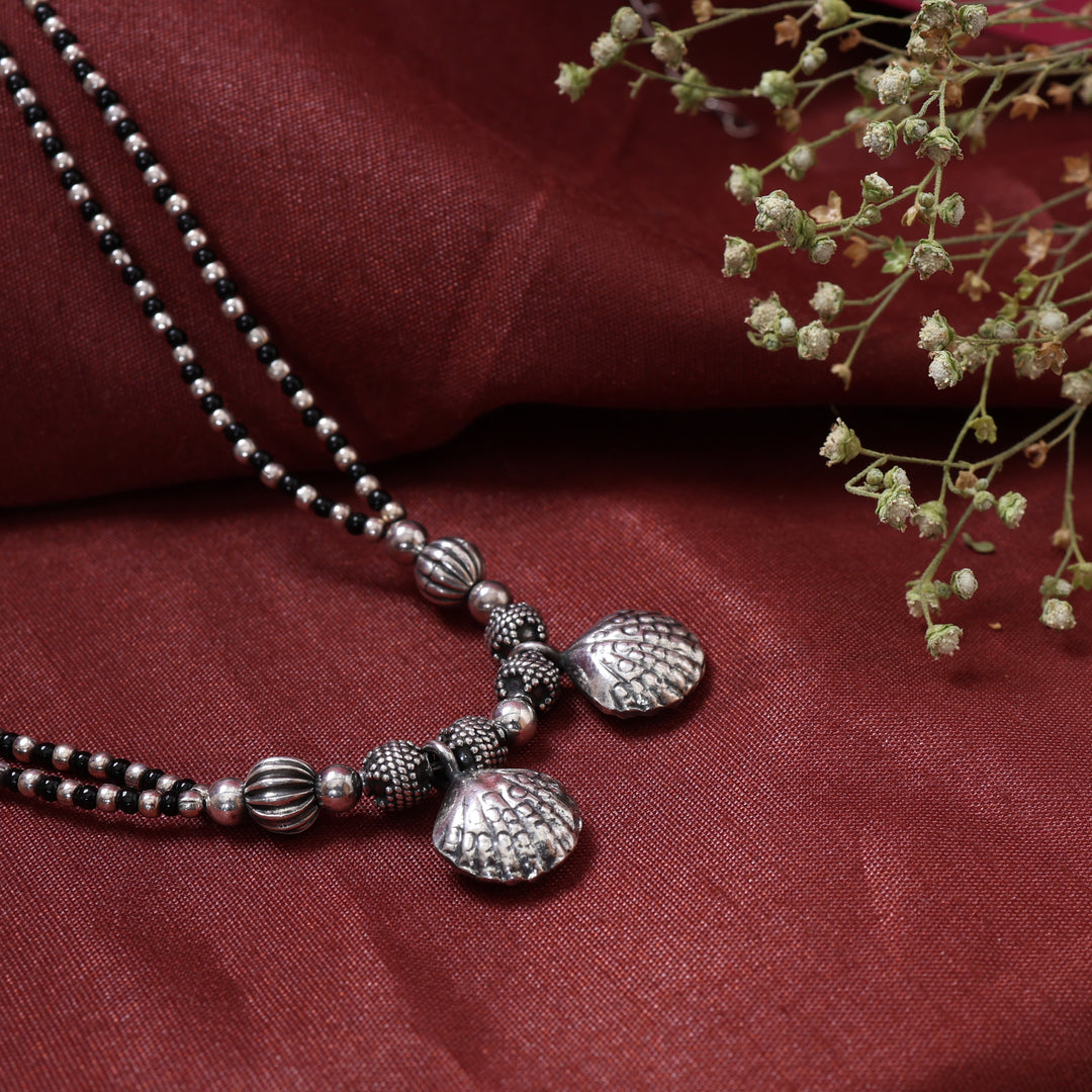Silver Shell Pendant Necklace for Women | Unique Design