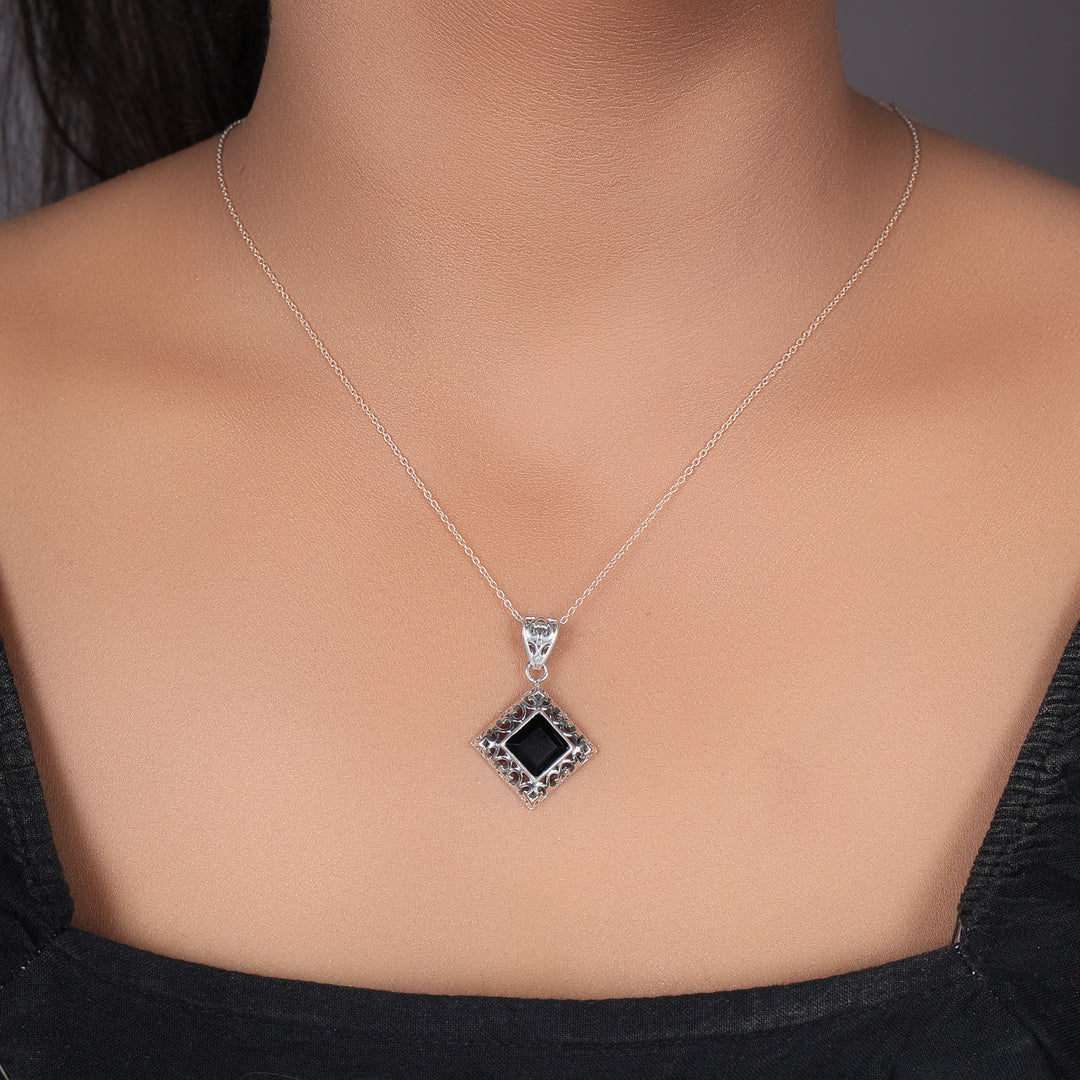 925 Sterling Silver Black Onyx Pendant Necklace for Women