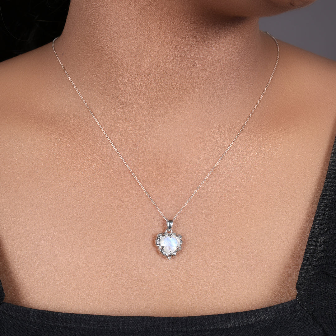 925 Silver Heart Moonstone Pendant Necklace for Women