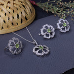 将图像加载到图库查看器中， 925 Silver Flower Jewelry Set with Green Gemstone | Gift for Her
