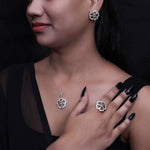 将图像加载到图库查看器中， 925 Silver Flower Jewelry Set with Green Gemstone | Gift for Her
